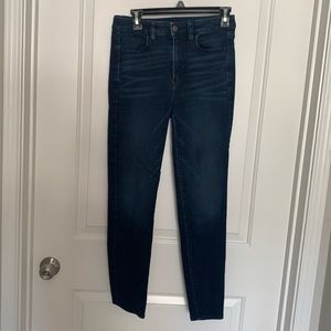 AE Dark-wash Skinny Jegging